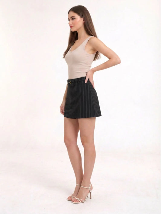 Falda Corta Canela Negro