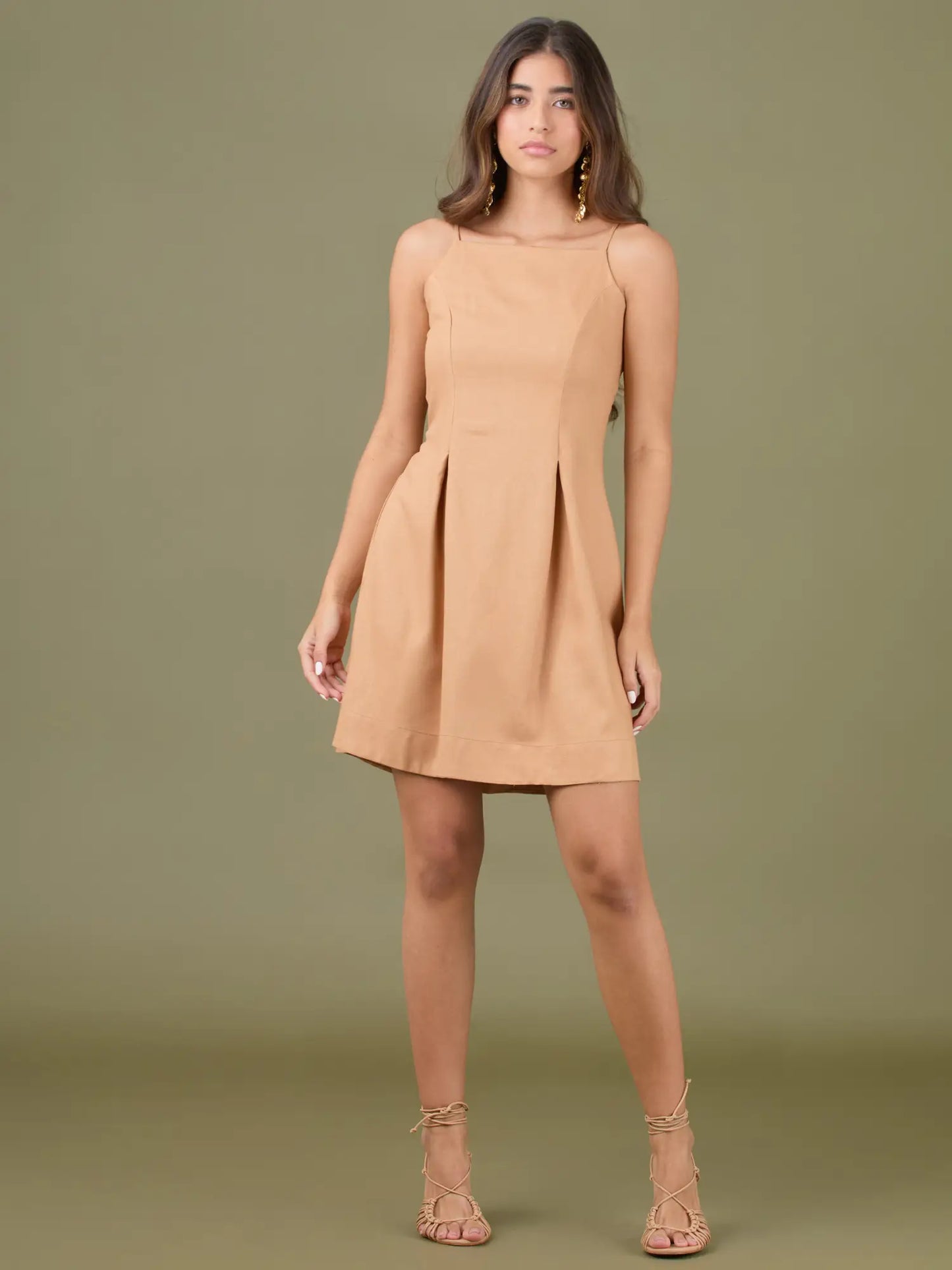 Vestido Corto Narumi Camel