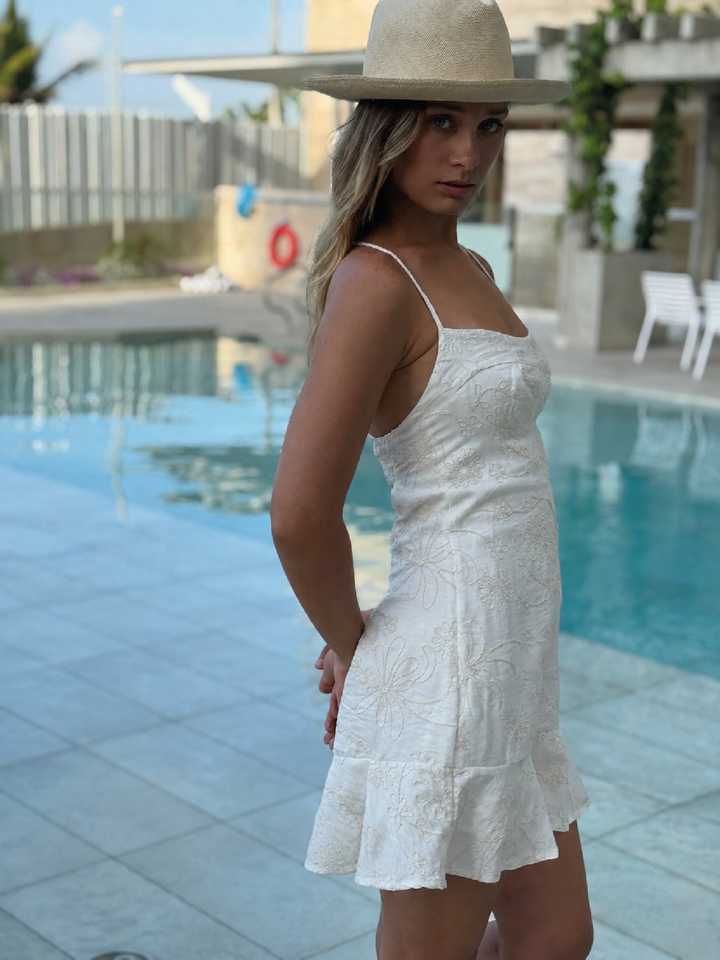 Vestido Corto Emera Blanco