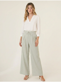 Pantalon Megan olivo con silueta palazzo, cintura ajustable y caida fluida