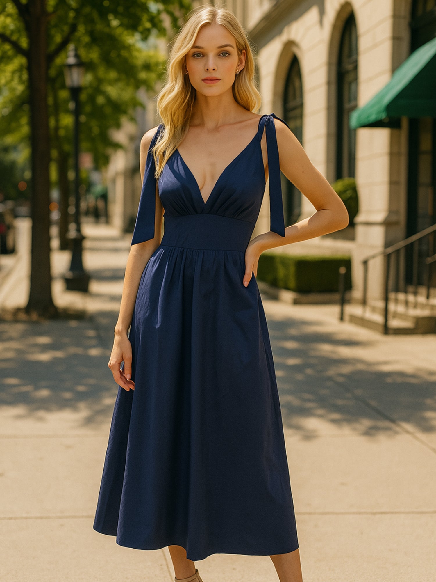 Este vestido presenta un diseño elegante y femenino. Tiene un escote en "V" cruzado que estiliza el busto y una cintura ancha tipo fajón que define la silueta. Los tirantes se anudan sobre los hombros, agregando un toque delicado y ajustable al diseño. La falda cae en corte evasé hasta los tobillos, con una caída fluida que favorece el movimiento. Su estilo atemporal lo hace ideal tanto para eventos de día como para cenas o celebraciones formales. Puede combinarse con tacones o sandalias.

Detalles:

Color: